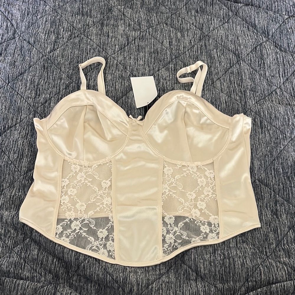 H&M Cream Tank Top with Lace Details